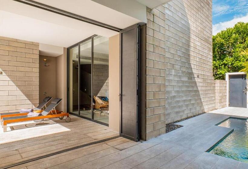 ویلای 4 خوابه, Cross Pattaya Oceanphere   Formerly X2 Pattaya Oceanphere