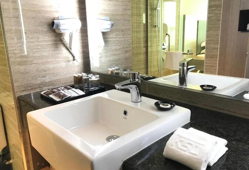 キングサイズベッドのデラックスルーム, Ksl Hot Spring Resort