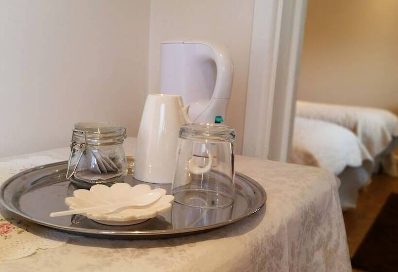 غرفة تنفيذية, Miltons Country Lodge