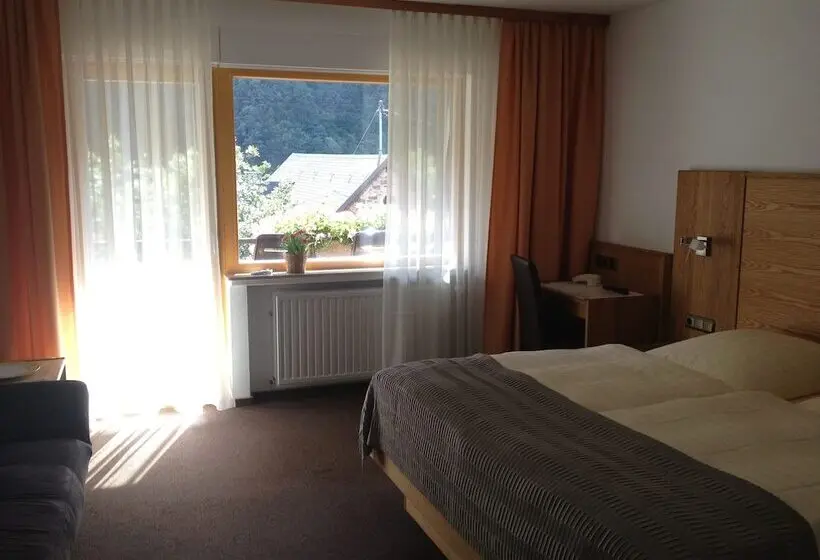 Superior Room, Weingut Dehren