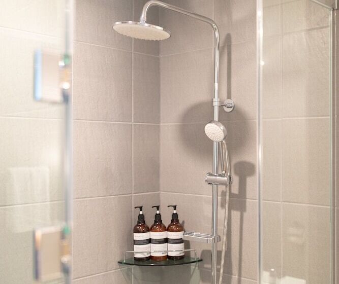 Quarto Estandar, Win Story