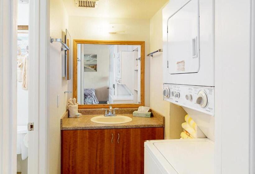 标准工作室, Kihei Akahi