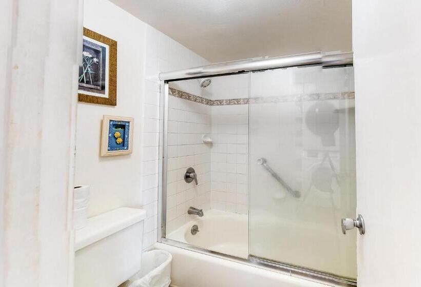 标准工作室, Kihei Akahi