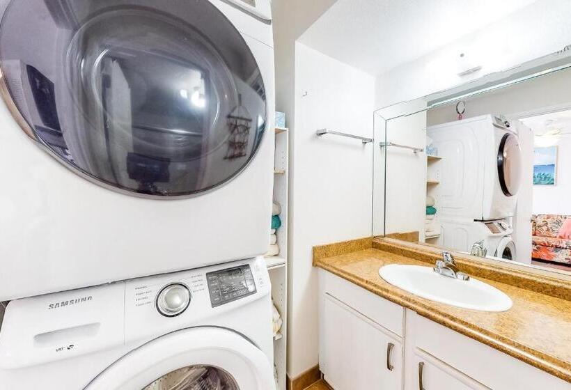 标准工作室, Kihei Akahi