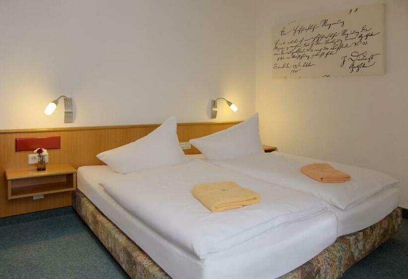 غرفة قياسية, Adler Hotel Delitzsch