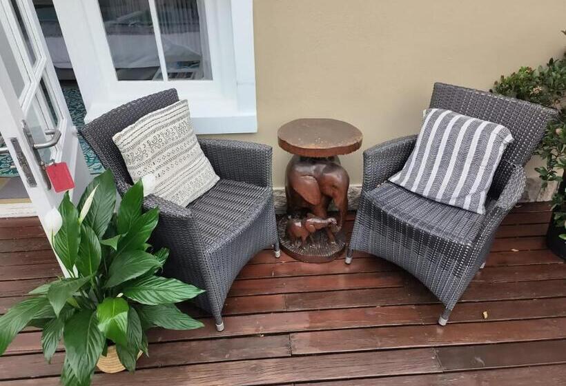 Люкс Повышенной Комфортности, African Breeze Guest House