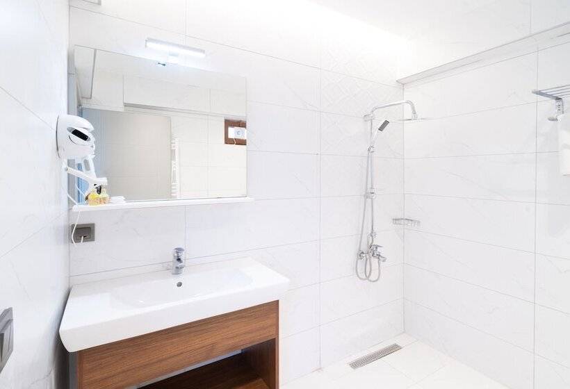 Трехместный Номер Deluxe, Assos Kartal Yuvasi