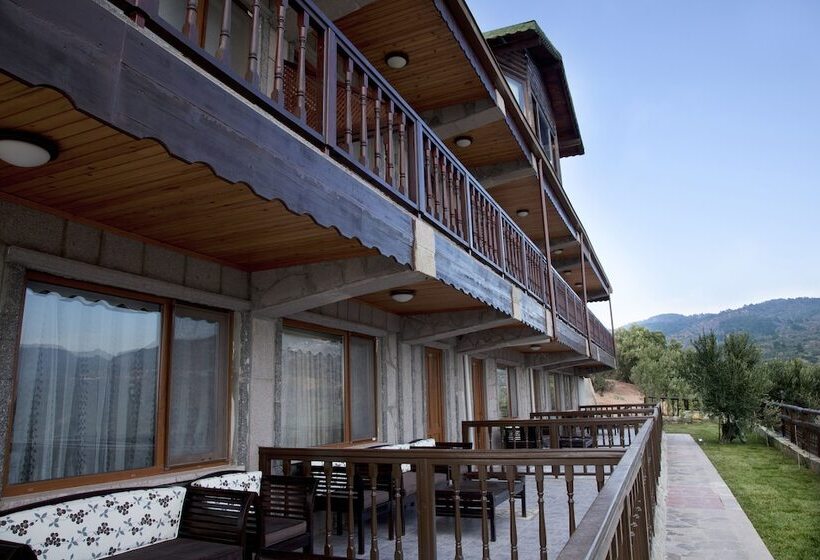 חדר סטנדרט לשלושה, Assos Kartal Yuvasi