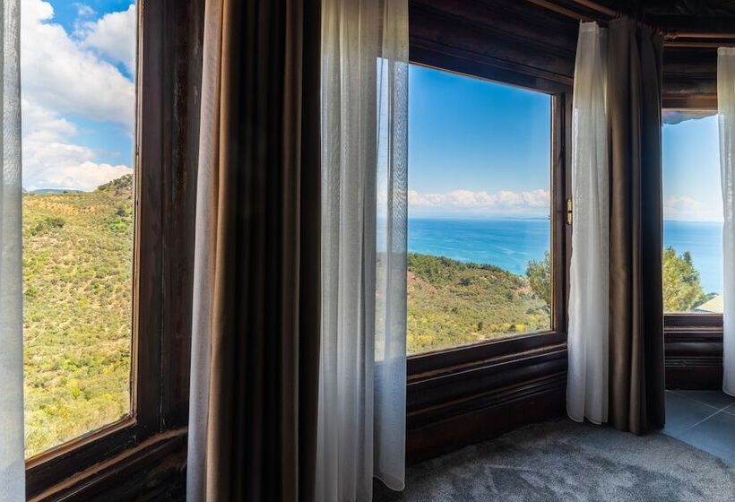 חדר דופלקס, Assos Kartal Yuvasi