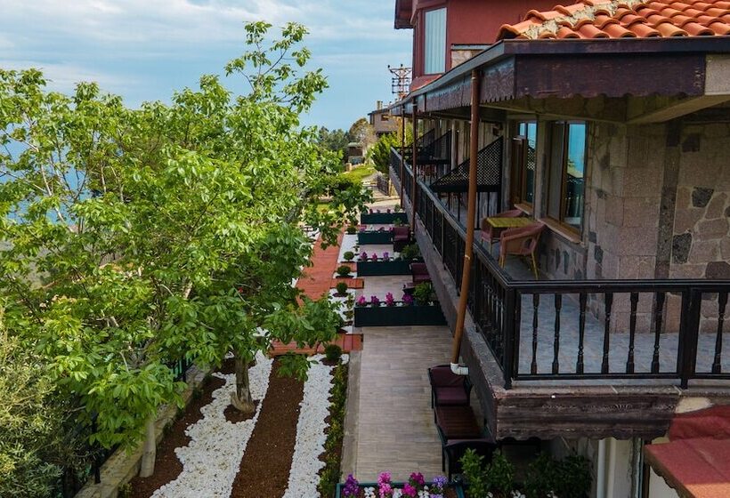 غرفة قياسية, Assos Kartal Yuvasi