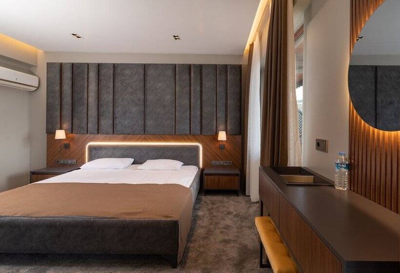 غرفة قياسية, Assos Kartal Yuvasi