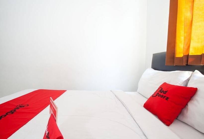 غرفة قياسية, Reddoorz Plus Near Galaxy Mall