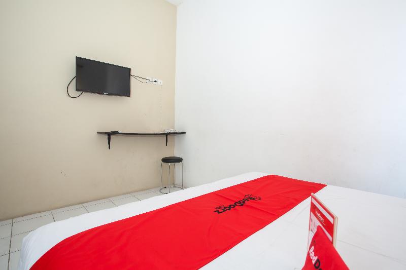 غرفة قياسية, Reddoorz Plus Near Galaxy Mall