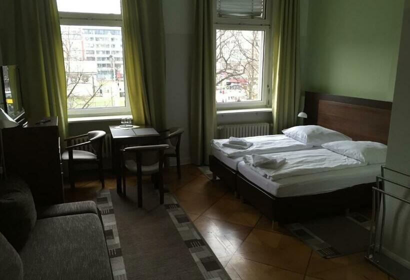 اتاق راحتی, Pension Classic