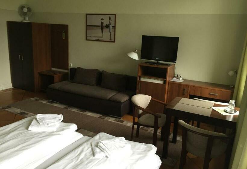 اتاق راحتی, Pension Classic