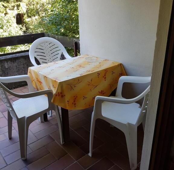 غرفة قياسية ثلاثية, Pension Streng Reinhardt