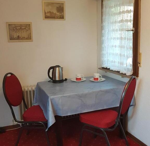 غرفة قياسية, Pension Streng Reinhardt