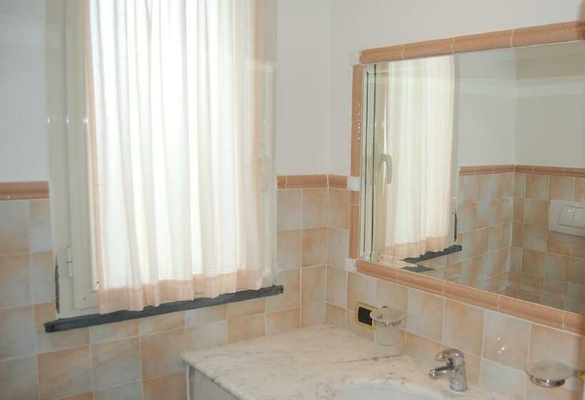 Apartamento 2 Dormitórios, Riviera Residence