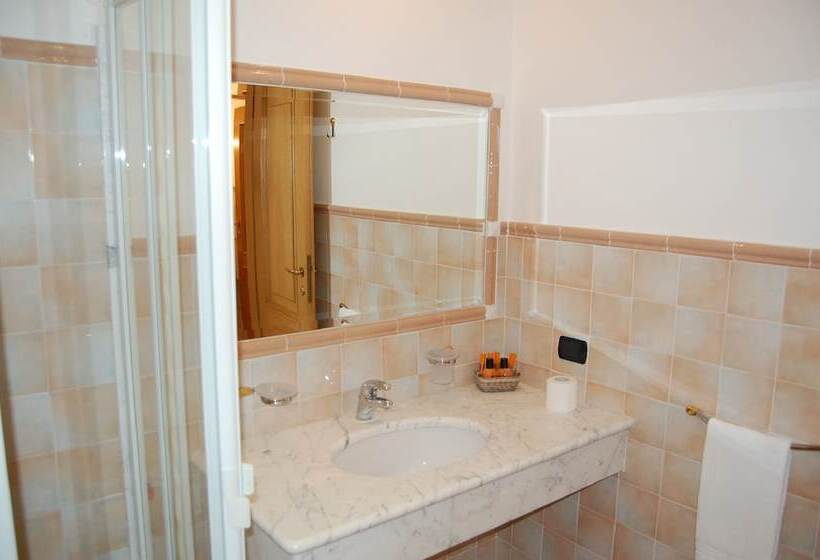 Апартаменты Deluxe 1 Спальня, Riviera Residence