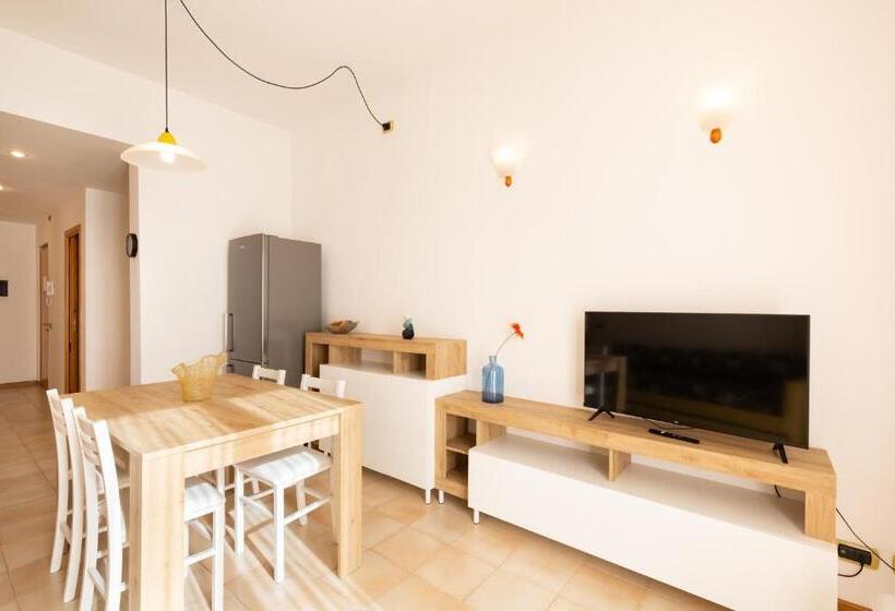 Апартаменты 2 Спальни, Riviera Residence