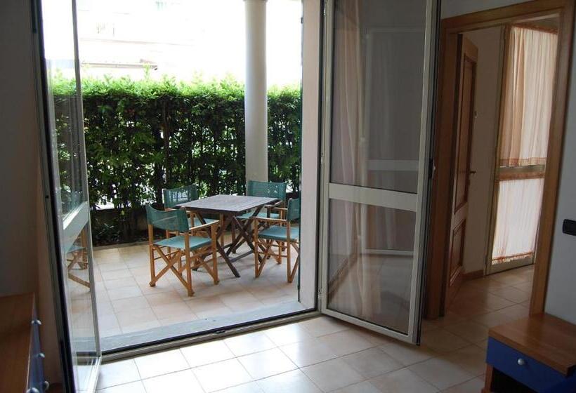 Apartamento Deluxe 1 Dormitório, Riviera Residence