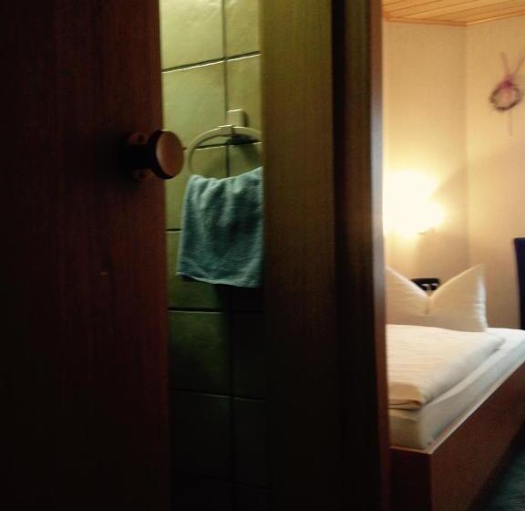 バスルーム共有のシングルスタンダード, Gästehaus Hannelore