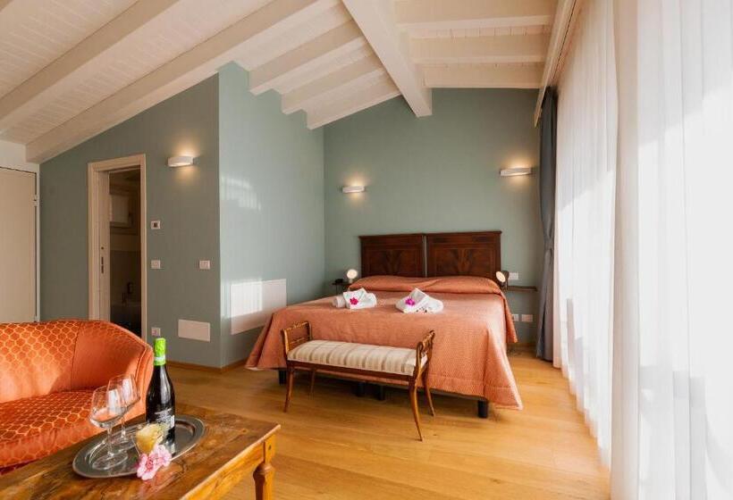 발코니가 있는 스위트, Il Bagnolo Eco Lodge