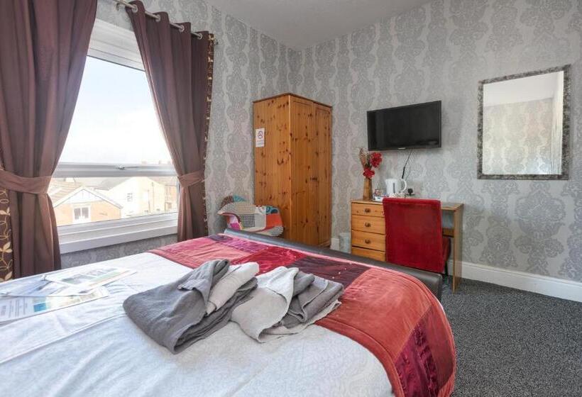 标准间, The Fairmile