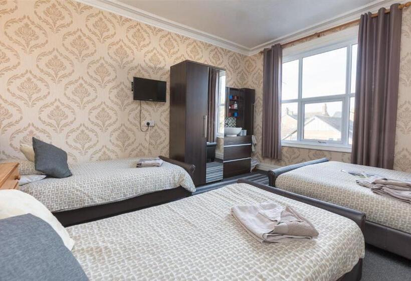 家庭间, The Fairmile