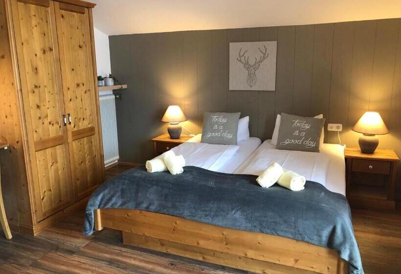 Номер Стандарт Трехместный, Magali S, Bed & Breakfast   Inclusive Summer Card