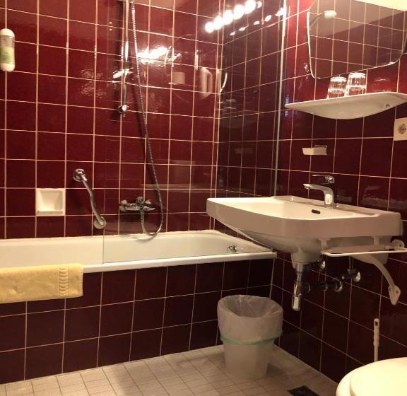 ファミリールーム, Magali S, Bed & Breakfast   Inclusive Summer Card