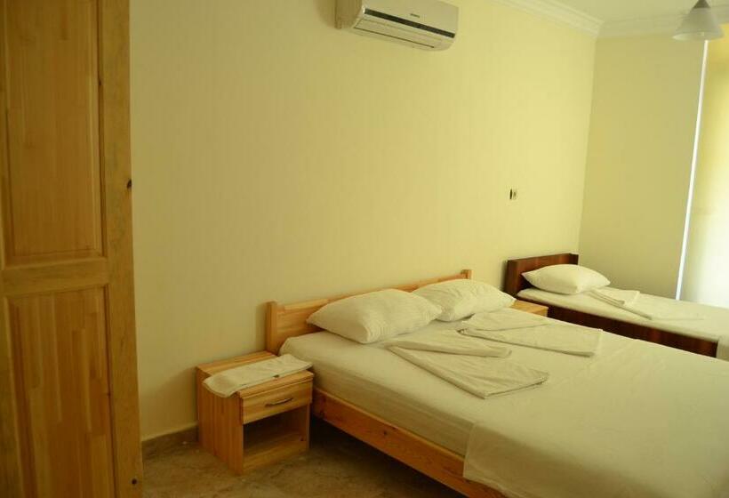 חדר משפחתי, Ada Adrasan