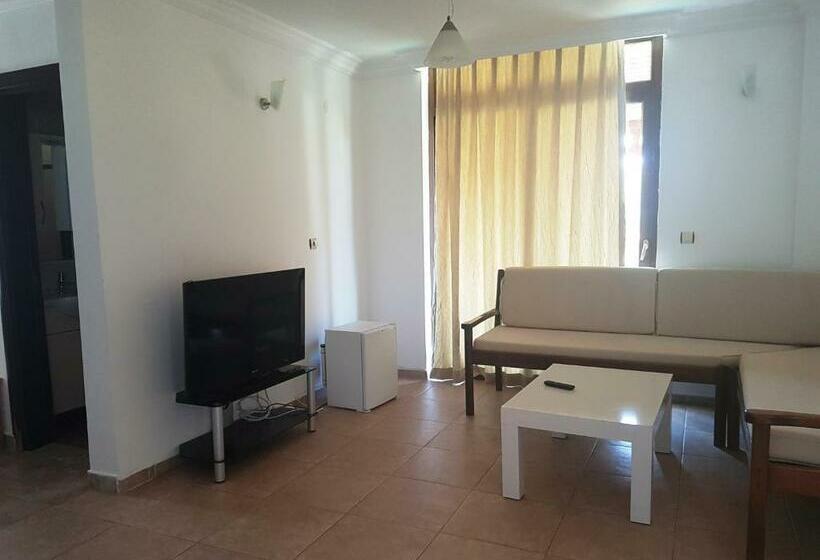 חדר משפחתי, Ada Adrasan