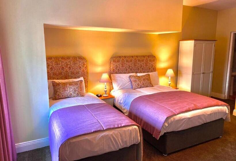 غرفة عائلية, Befani's Mediterranean Restaurant & Townhouse