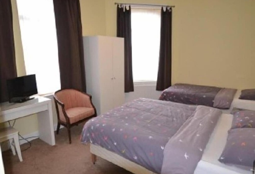 اتاق خانوادگی, Drumorne Guest House