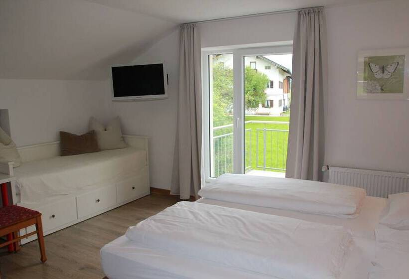 4인용 스탠다드 룸, Gasthaus Kellerer