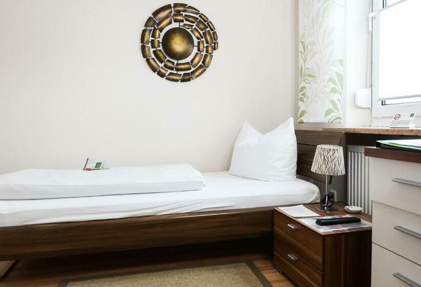 اتاق استاندارد یک نفره, Gästehaus Zur Linde