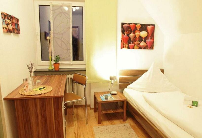 اتاق استاندارد یک نفره, Gästehaus Zur Linde