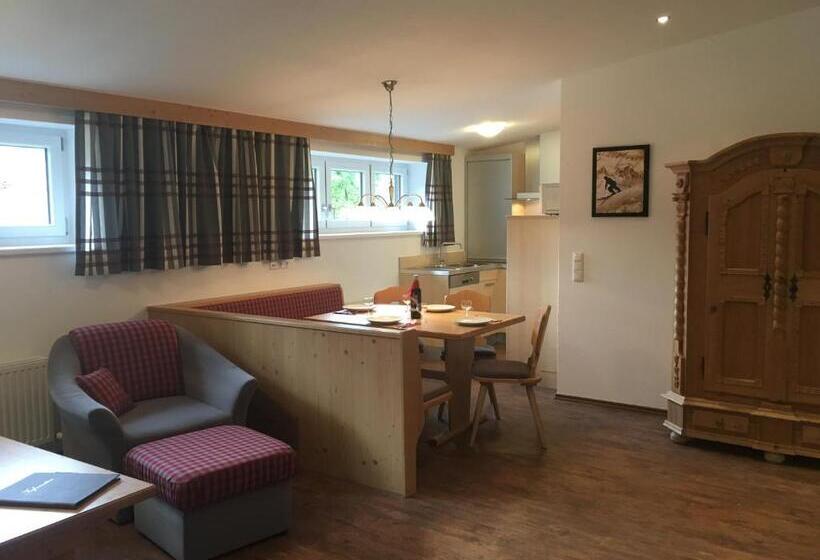 Апартаменты 1 Спальня, Haus Zangerl