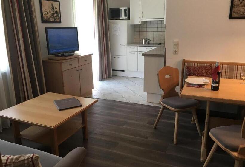 Апартаменты 1 Спальня, Haus Zangerl