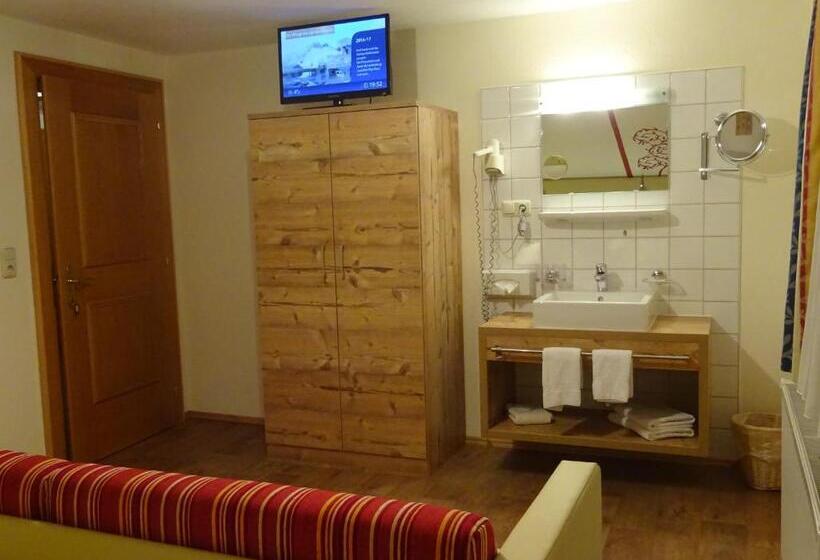 Апартаменты 1 Спальня, Haus Zangerl