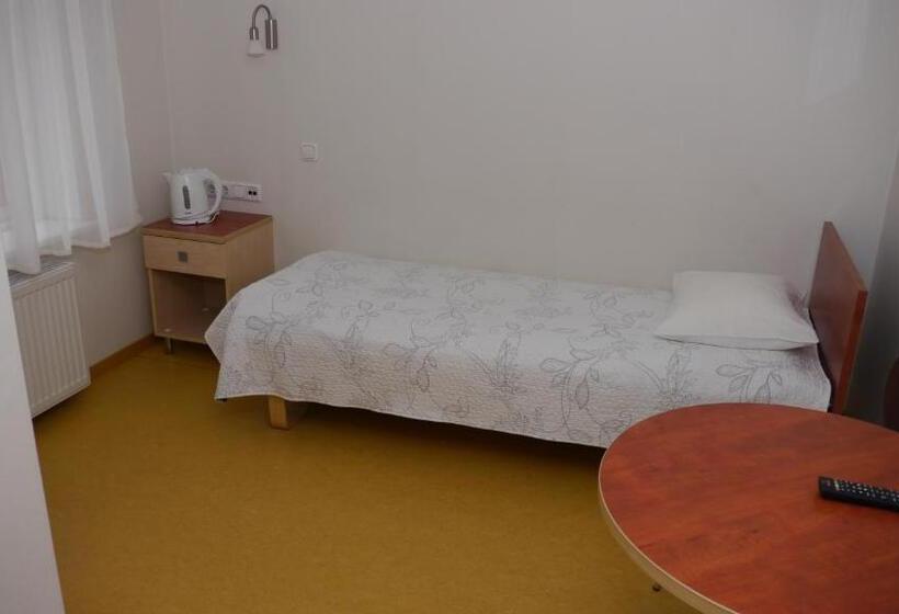 اتاق استاندارد یک نفره, Hommiku Guesthouse