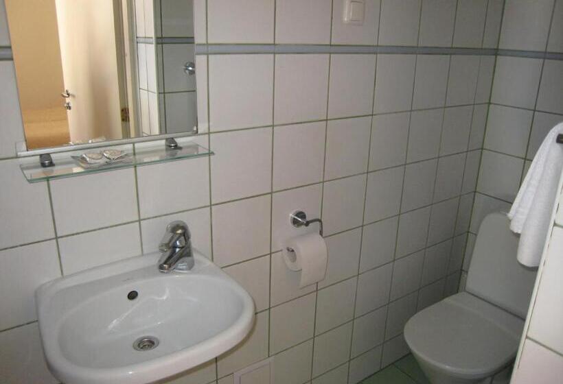 اتاق استاندارد, Hommiku Guesthouse