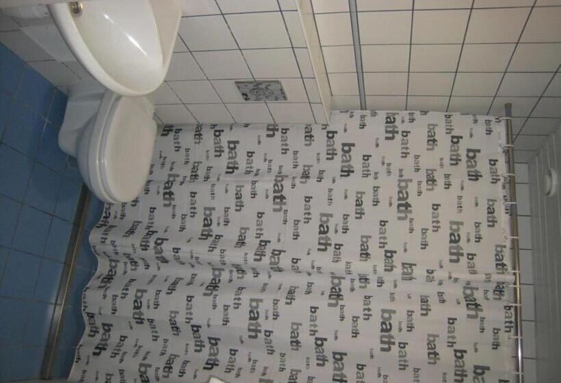 اتاق استاندارد سه نفره, Hommiku Guesthouse