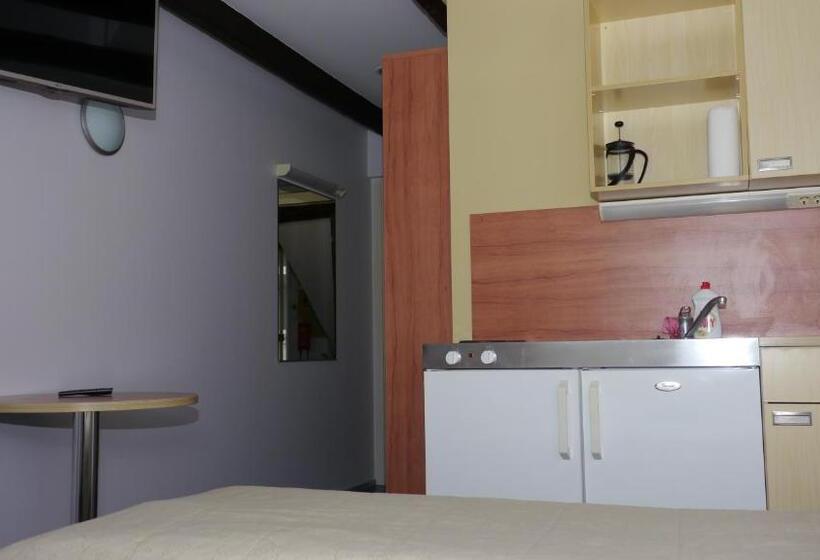اتاق اکونومی, Hommiku Guesthouse