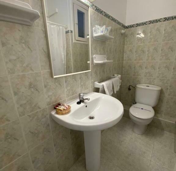 スタンダードルーム, Hostal Pitiusa