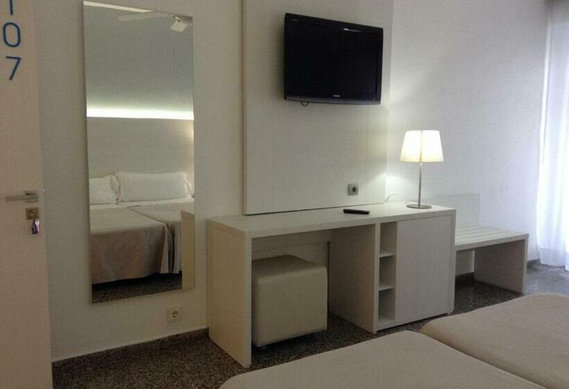 اتاق استاندارد, Hostal Pitiusa