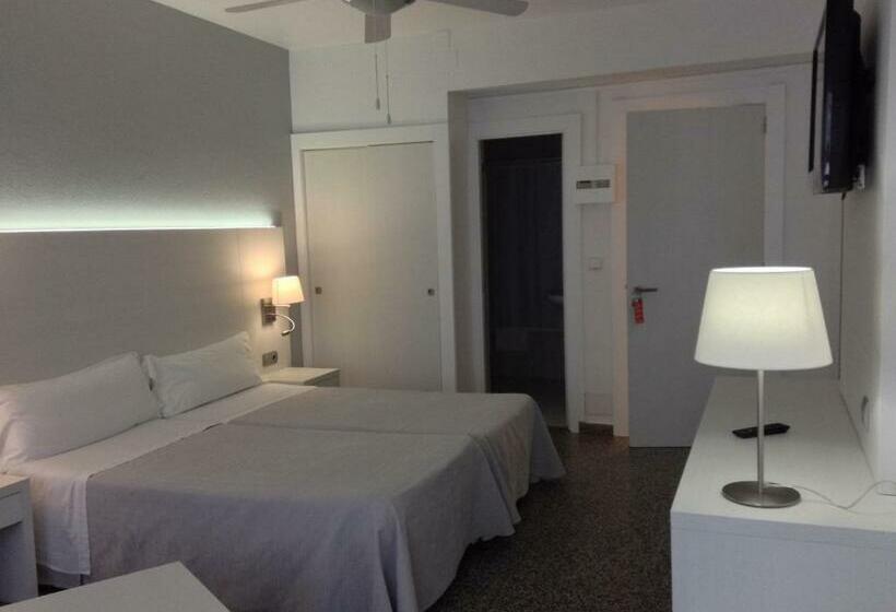 اتاق استاندارد, Hostal Pitiusa