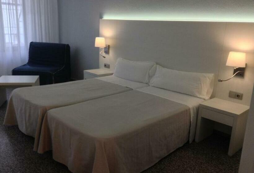 اتاق استاندارد, Hostal Pitiusa