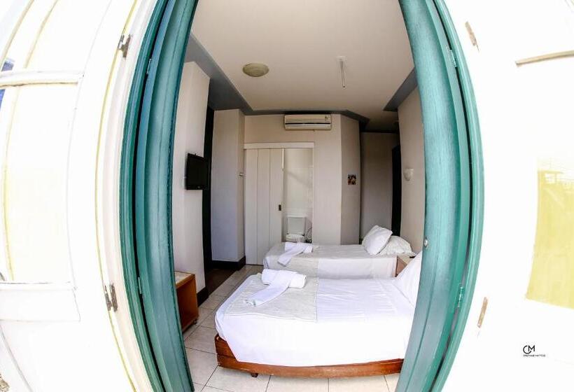 غرفة قياسية مزوَّدة بشُرفة, Pousada Da Mangueira